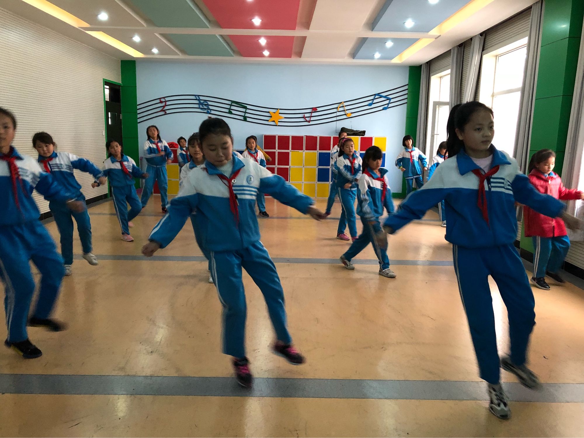 斗舞_斗舞英文battle_斗舞是什么意思