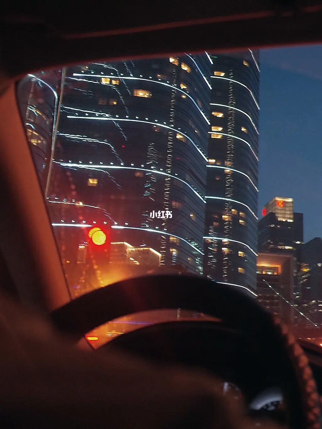 夜晚必用app_夜晚用什么颜色形容_夜晚用英文