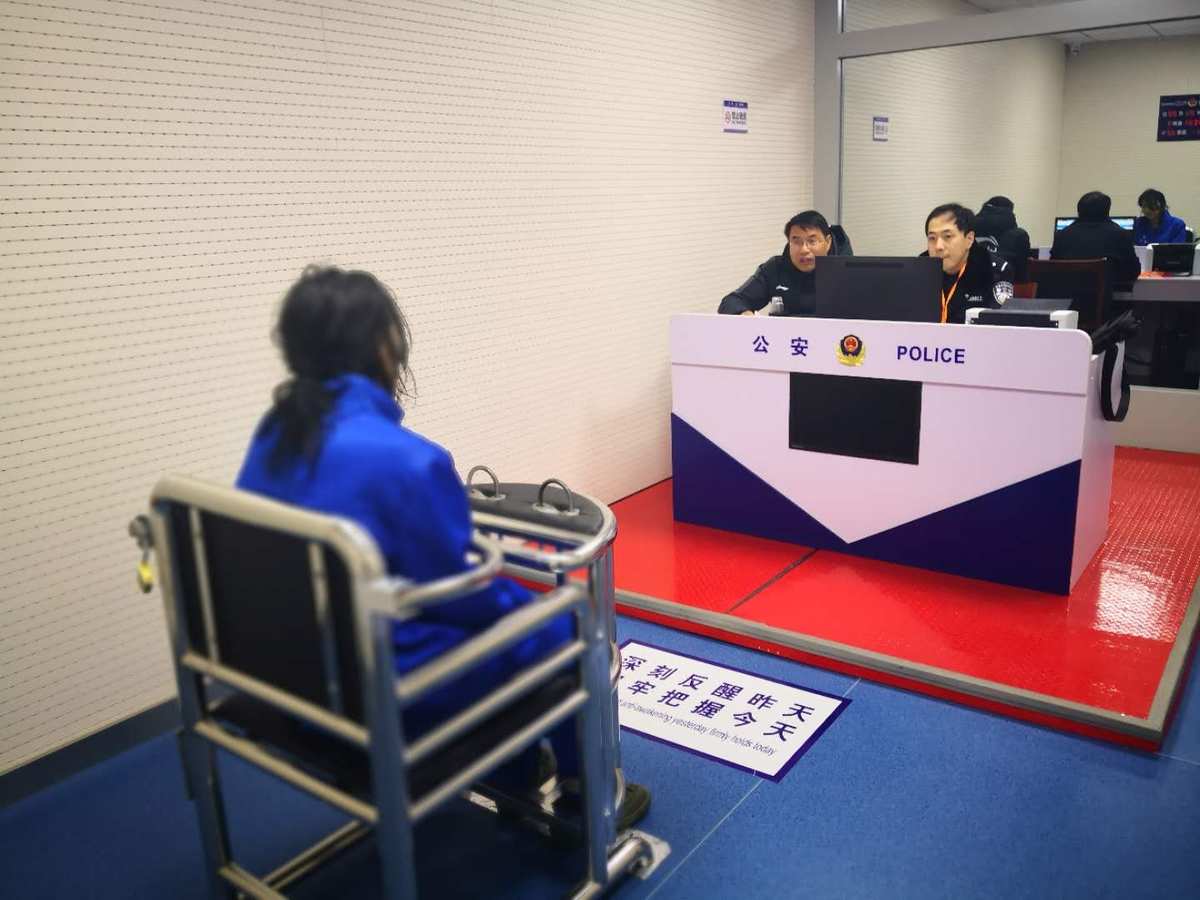 警察游戏手游推荐_警察游戏怎么玩_我要当警察游戏手机版攻略