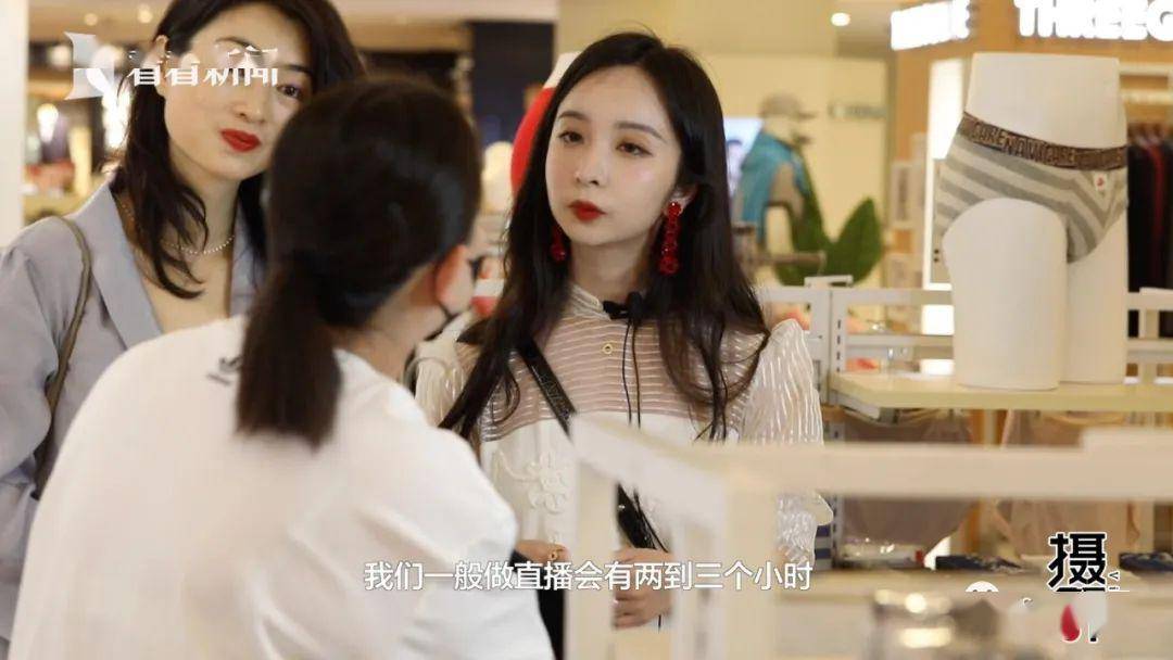 手机直播平台游戏_自媒体手机怎么直播游戏_手机直播游戏app