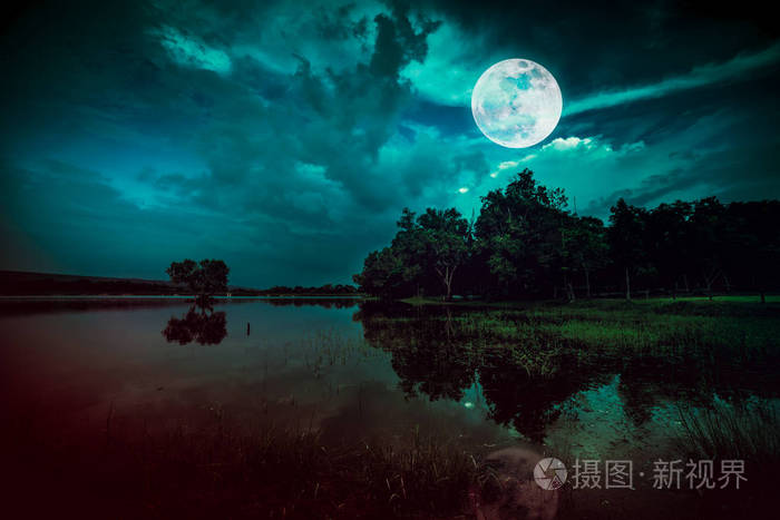 午夜玩手机游戏视频_午夜玩手机游戏_午夜玩手机游戏的危害