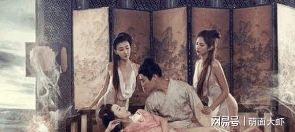 男子穿越古代带手机_现代人穿越古代玩手机_小伙穿越古代有手机玩游戏