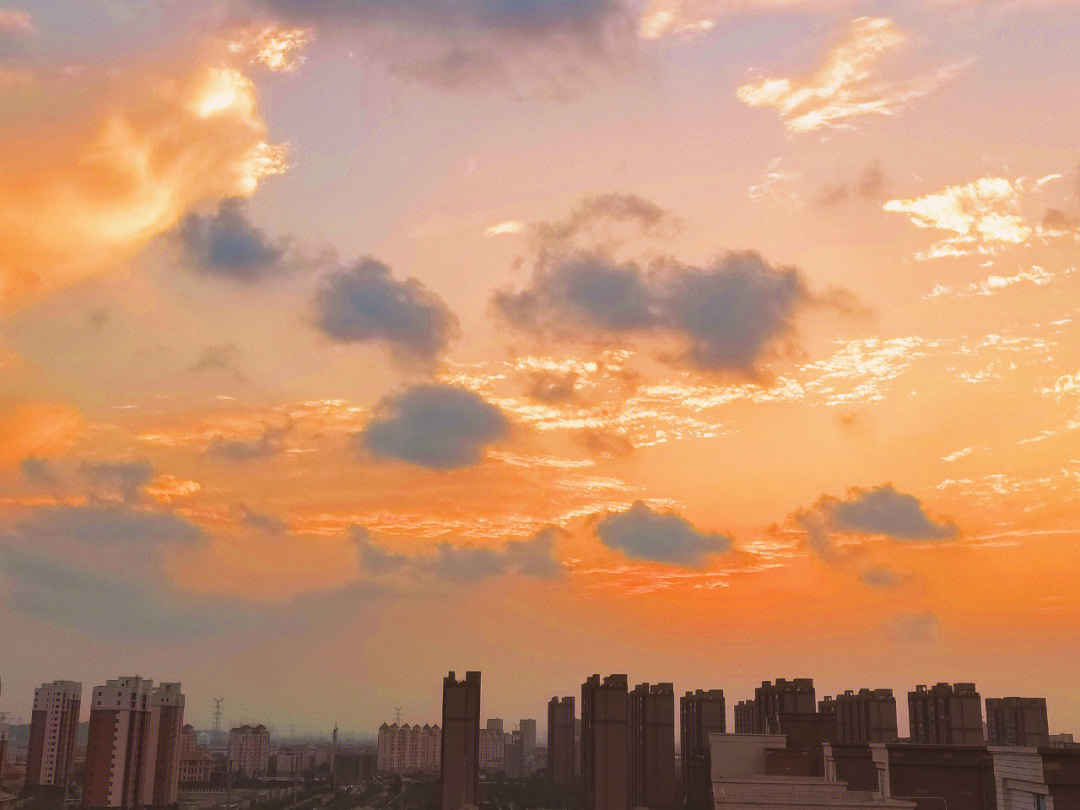 夕阳真实手机拍图片_夕阳拍照手机游戏_夕阳拍照手机游戏有哪些