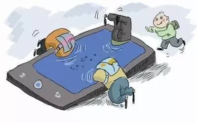 孩子能玩手机游戏吗_能在家小孩玩手机游戏吗_小孩在家能不能玩手机游戏