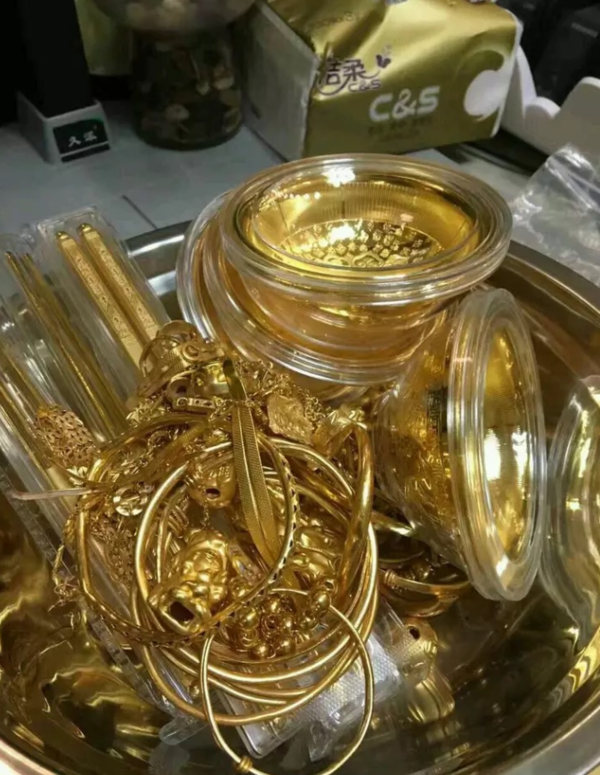 腾讯旗下回收平台_腾讯收购黑鲨_腾讯黑鲨游戏手机回收价格