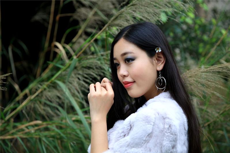 干了朋友漂亮老婆小说_干朋友的漂亮女友完_漂亮朋友