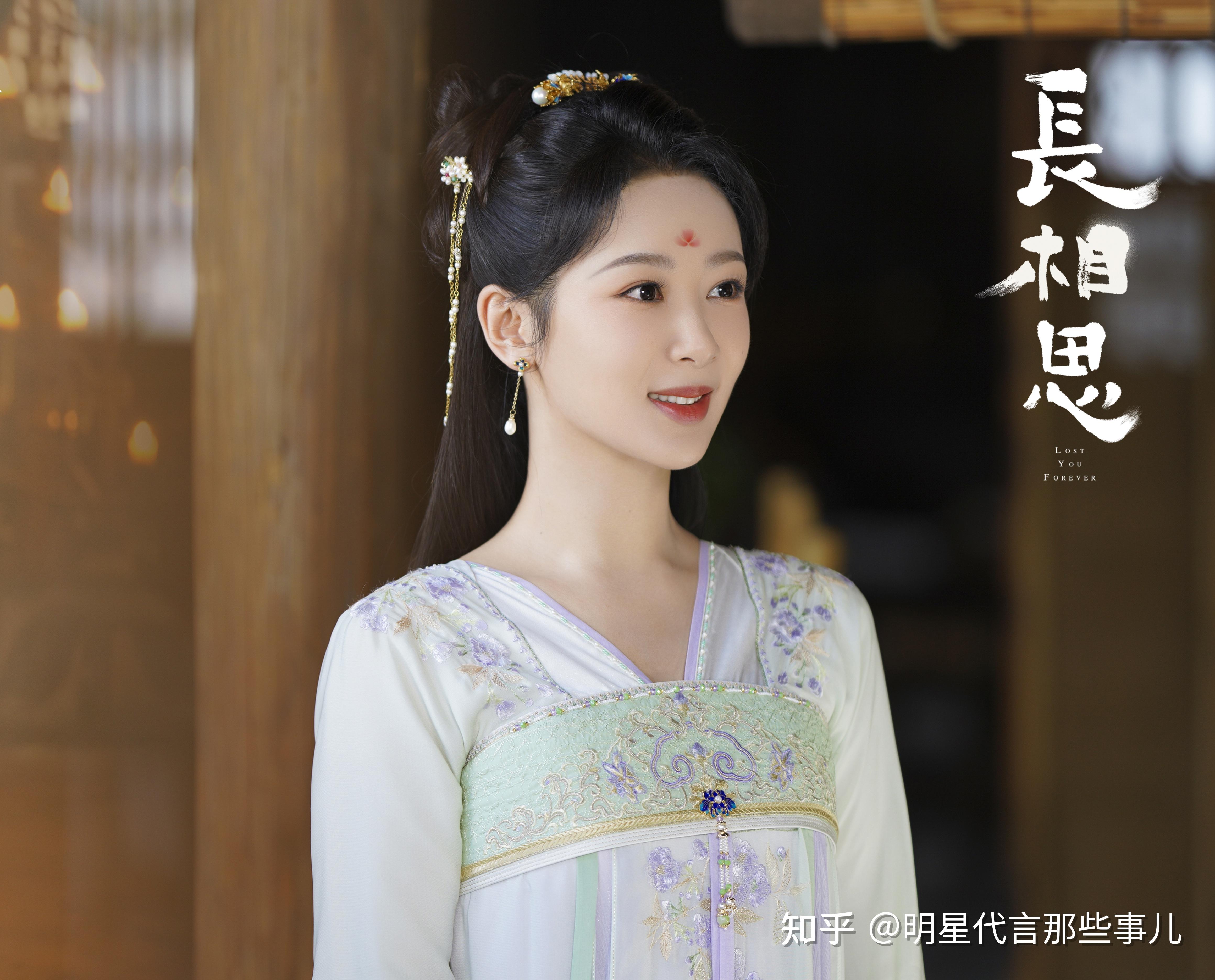 杨紫代言的app_杨紫代言的游戏_杨紫代言的传奇游戏手机