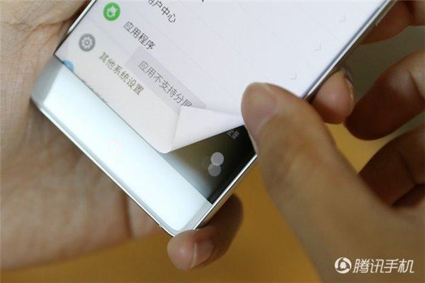 办玩闪屏手机游戏会卡吗_手机游戏闪屏怎么办_玩游戏手机闪屏怎么办
