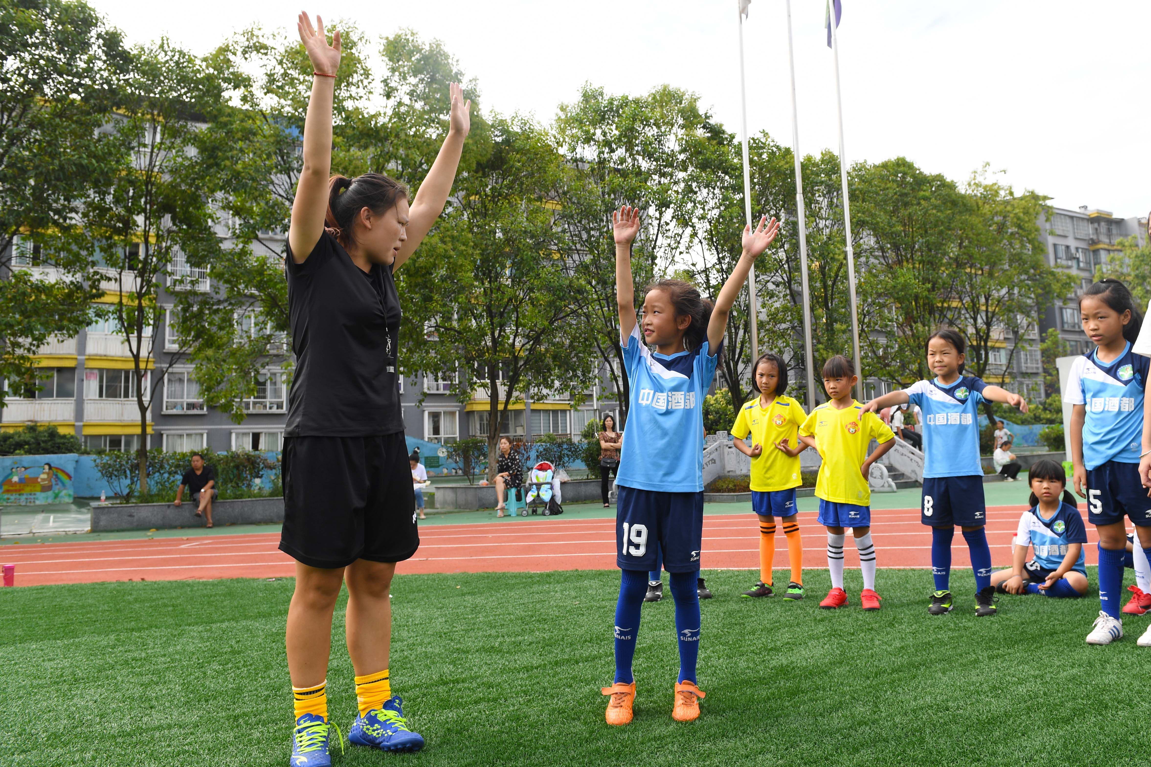 小学暑假放多久2021_暑假小学放假时间_小学放暑假时间