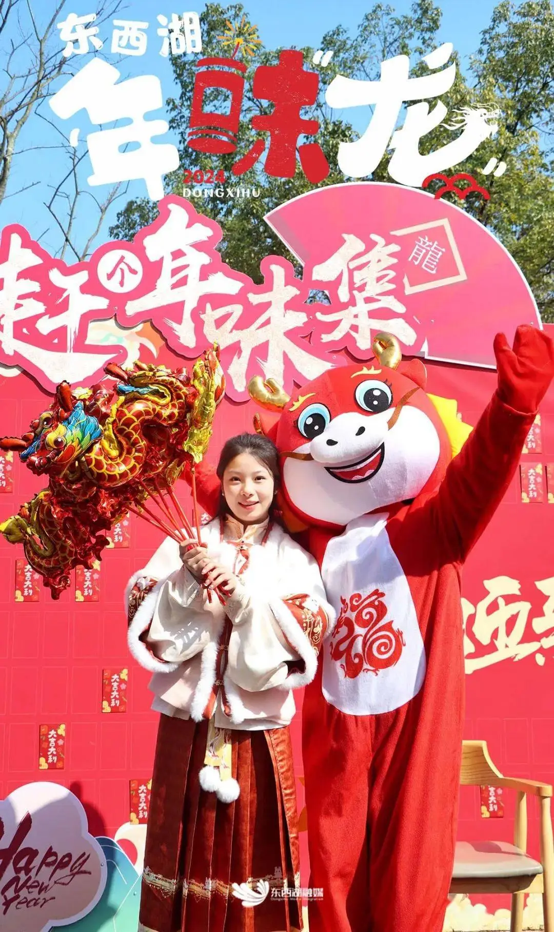 玩什么游戏会让手机占线_在游戏里玩手机_玩手机占线游戏会让电脑卡吗
