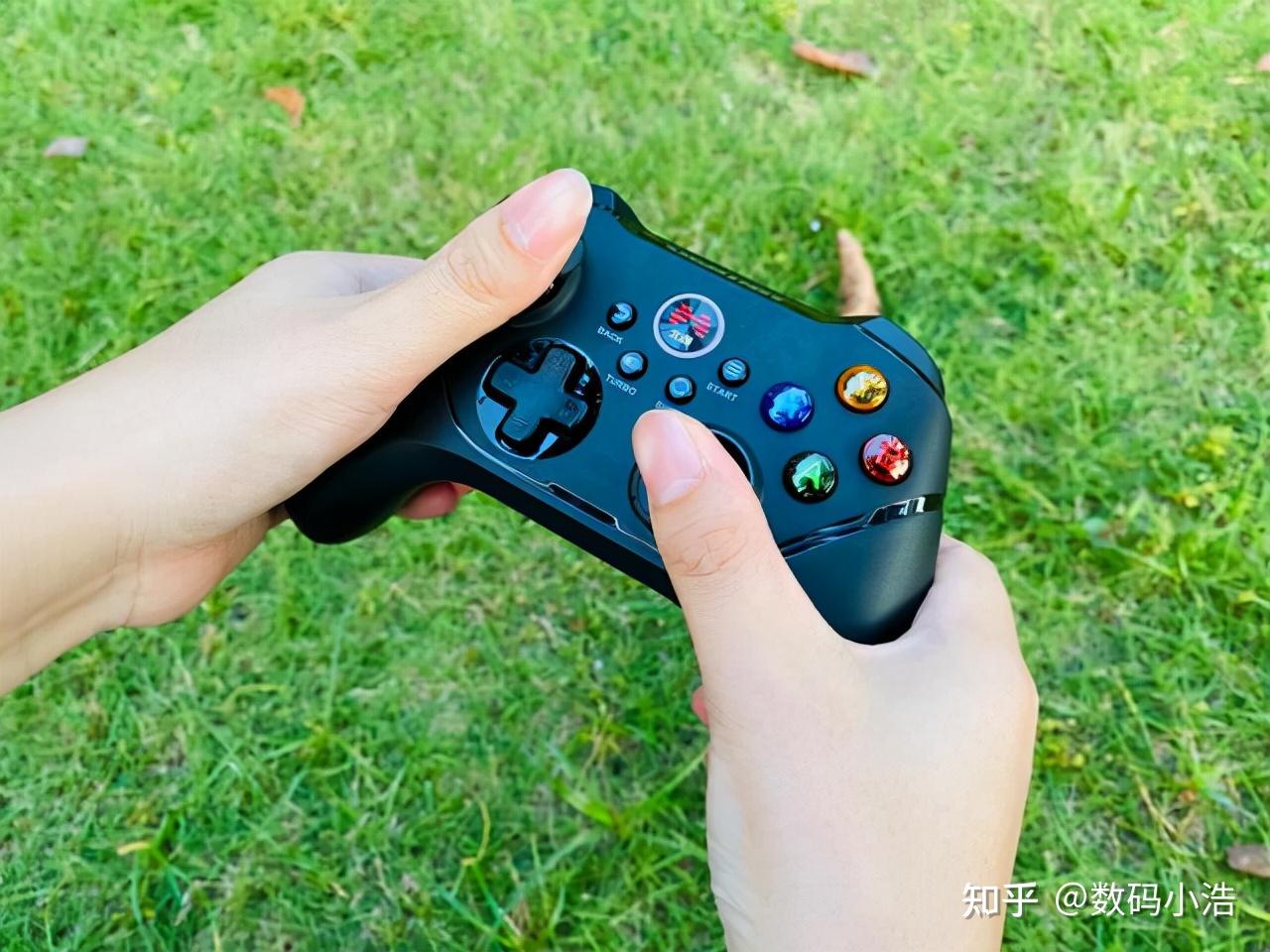 手机怎样可以控制玩游戏_玩控制手机游戏可以赚钱吗_控制玩手机游戏的软件