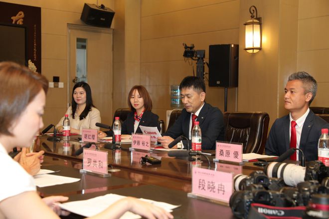 黄金精神_什么是黄金精神_黄金精神和漆黑意志