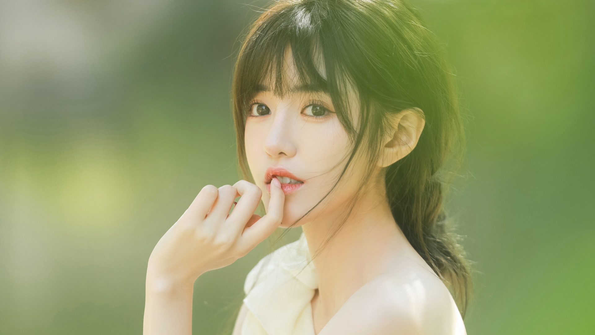 手机壁纸游戏cg美女_游戏广告美女手机壁纸超清_壁纸高清游戏美女