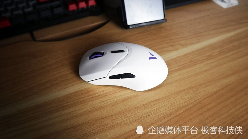 腾讯游戏手机外设_腾讯游戏外设软件_外设腾讯手机游戏怎么玩