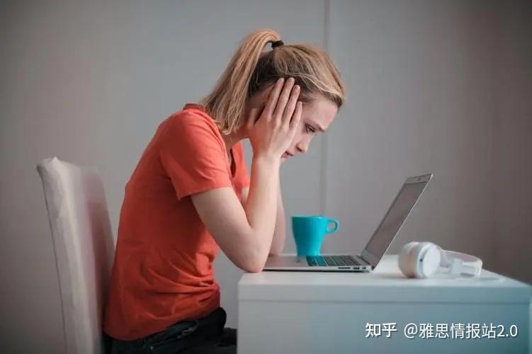 游戏手机壳自带散热吗_带散热器的手机壳_自带散热的游戏手机