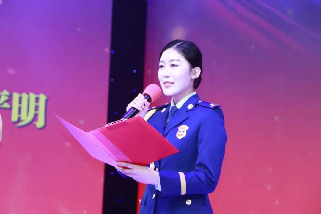 解说消防员模拟器_手机版消防员游戏_消防员手机游戏解说视频