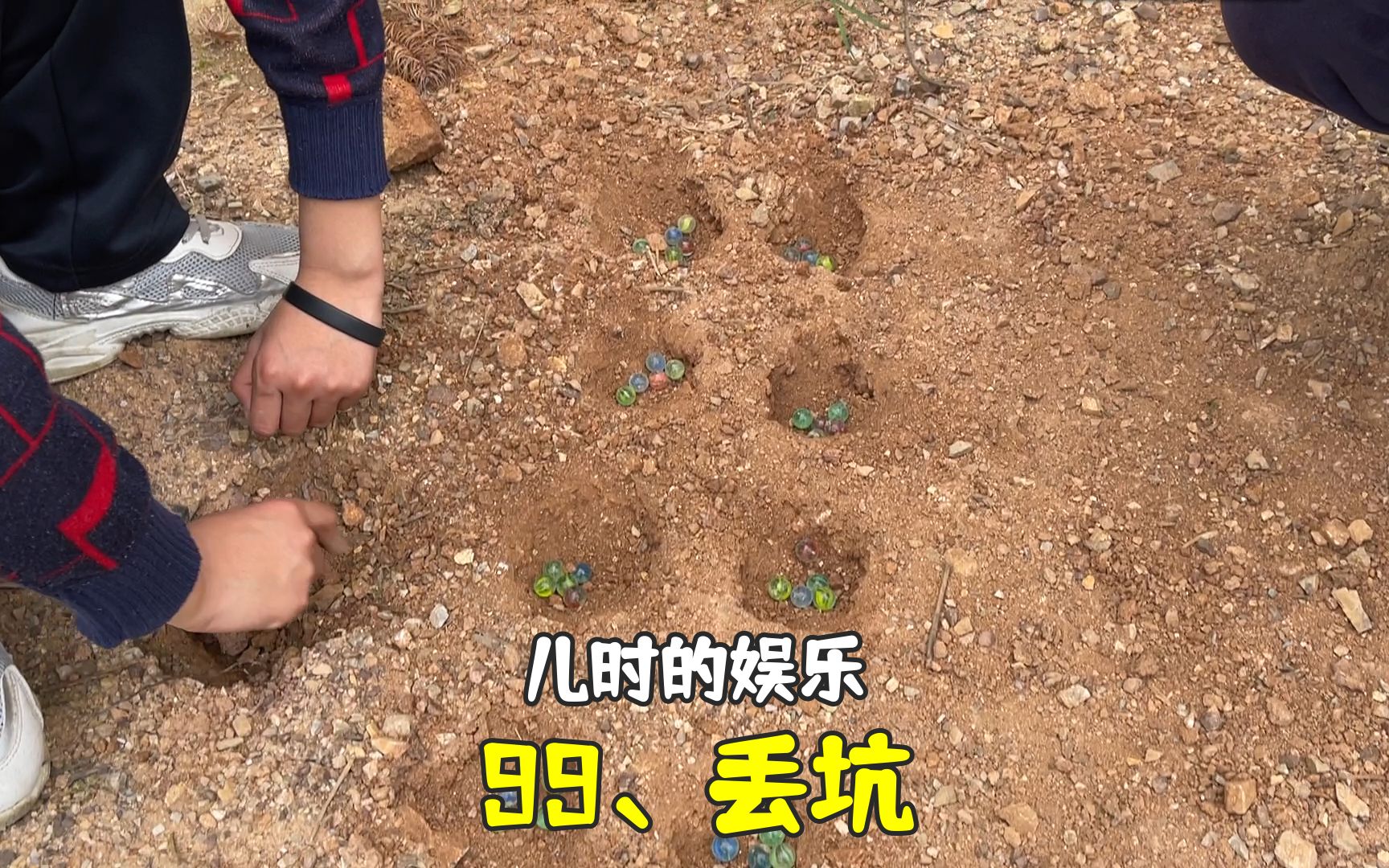 手机左右摆动赛车游戏_摆动左右手机游戏怎么设置_手机左右摆动的游戏