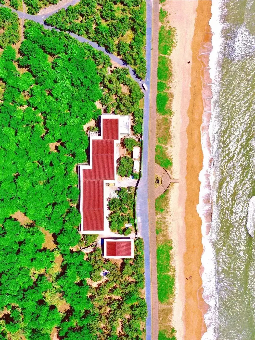 碧蓝海水_海蓝碧蓝_碧蓝之海第一季