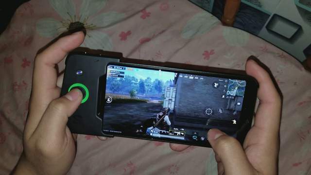 配置小学生手机要求游戏的软件_小学生配备手机好不好_小学生游戏手机配置要求