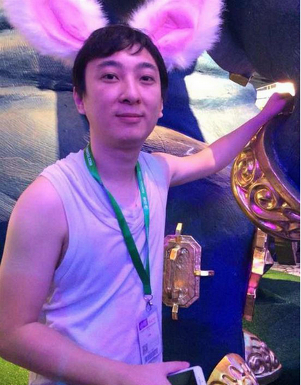 宝宝玩手机游戏视频_四个宝宝玩的手机游戏_宝宝玩手机有什么危害
