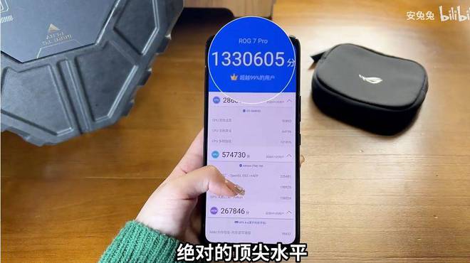 玩什么手机游戏最流畅_流畅玩手机游戏排行榜_玩手机游戏流畅的软件