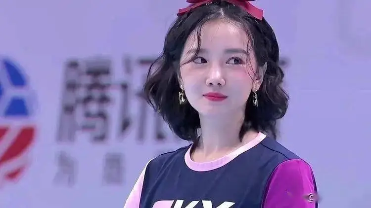 小伙子秒杀苹果手机游戏_网上苹果6s秒杀骗局_苹果7秒杀