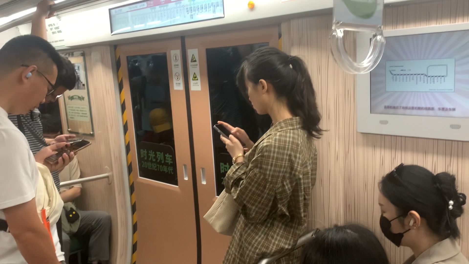 追忆列车安卓_列车游戏的玩法_追忆列车游戏手机