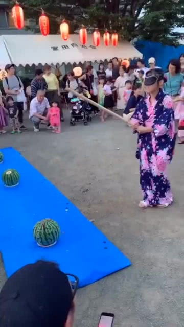 日本西瓜游戏,日本夏日风物诗的数字传承与全球热潮(图1)