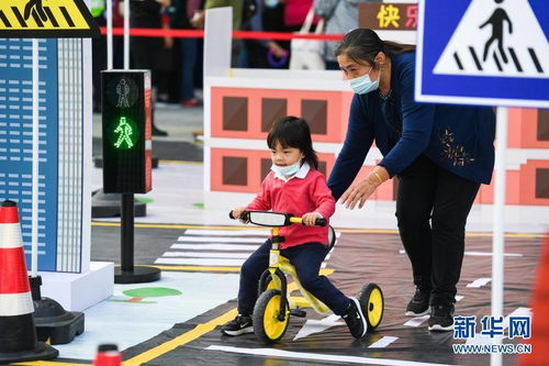 上学交通游戏,上学交通游戏助力幼儿安全意识培养(图1)