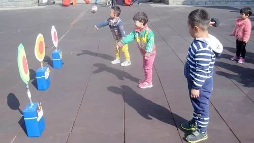 瓶运动游戏,创意瓶运动游戏体验(图2) 瓶运动游戏,创意瓶运动游戏体验(图2)