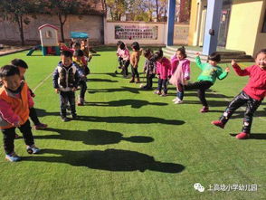 中班平衡体育游戏,中班幼儿平衡能力培养的趣味游戏探索(图2) 中班平衡体育游戏,中班幼儿平衡能力培养的趣味游戏探索(图2)