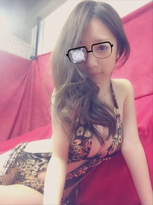 美女抓胸游戏,心理、社会影响及道德反思(图1) 美女抓胸游戏,心理、社会影响及道德反思(图1)