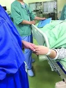 生宝宝做手术游戏,揭秘生宝宝手术游戏的奇幻世界(图2) 生宝宝做手术游戏,揭秘生宝宝手术游戏的奇幻世界(图2)