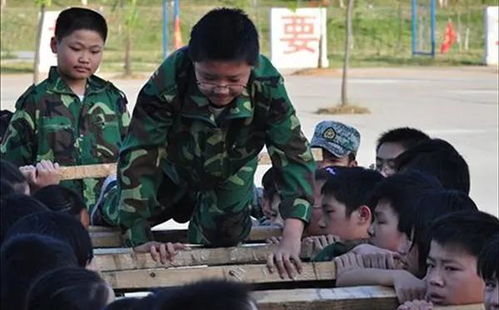 新颖集体游戏,团队精神新体验(图2) 新颖集体游戏,团队精神新体验(图2)