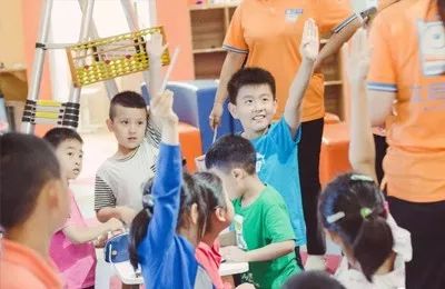 益智游戏活动,智慧飞扬”(图1) 益智游戏活动,智慧飞扬”(图1)
