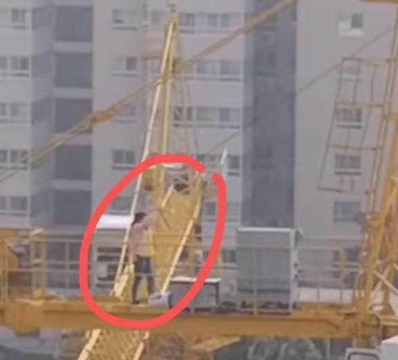 建筑塔吊游戏,积木世界的建筑奇旅(图3) 建筑塔吊游戏,积木世界的建筑奇旅(图3)