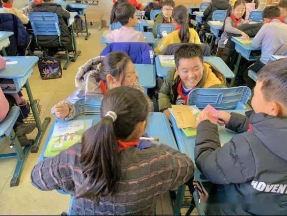 摸老师游戏,摸老师游戏的欢乐时光(图3) 摸老师游戏,摸老师游戏的欢乐时光(图3)
