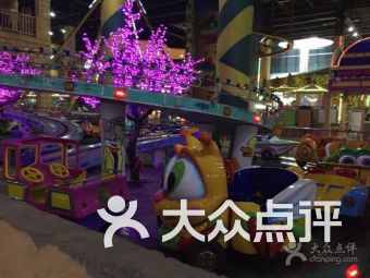 龙之梦游戏厅,打造欢乐亲子时光”(图2) 龙之梦游戏厅,打造欢乐亲子时光”(图2)