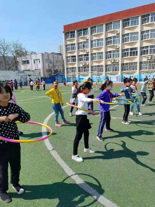 体育游戏课程,趣味与教育并重的教学新篇章(图1) 体育游戏课程,趣味与教育并重的教学新篇章(图1)