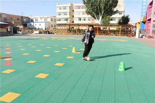 室外足球游戏,探索多人室外足球游戏的无限乐趣(图2) 室外足球游戏,探索多人室外足球游戏的无限乐趣(图2)