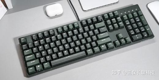 游戏键盘和普通键盘的区别,性能与体验的全面对比(图3) 游戏键盘和普通键盘的区别,性能与体验的全面对比(图3)