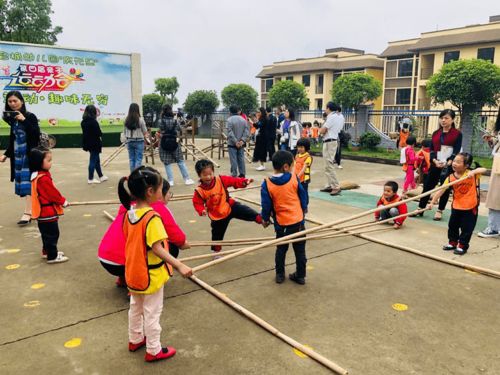 幼儿野趣游戏,培养幼儿全面发展——幼儿野趣游戏概述(图3) 幼儿野趣游戏,培养幼儿全面发展——幼儿野趣游戏概述(图3)