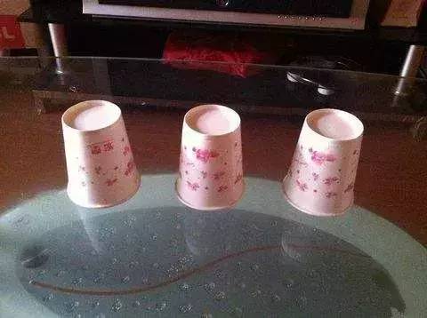 猜杯子游戏,一场视觉与心理的较量(图3) 猜杯子游戏,一场视觉与心理的较量(图3)
