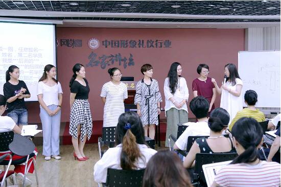 培训师小游戏,创意小游戏助力高效培训体验”(图1) 培训师小游戏,创意小游戏助力高效培训体验”(图1)