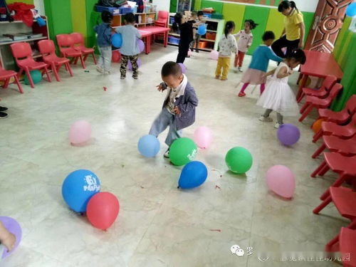 快乐六一游戏,童趣无限游戏盛宴”(图2) 快乐六一游戏,童趣无限游戏盛宴”(图2)