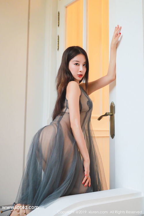 趁美女熟睡扒衣服游戏,揭秘“趁美女熟睡扒衣服”游戏的黑暗面(图1) 趁美女熟睡扒衣服游戏,揭秘“趁美女熟睡扒衣服”游戏的黑暗面(图1)