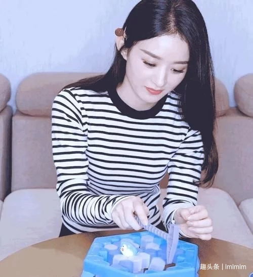 赵丽颖喜欢玩什么游戏,赵丽颖热衷的仙侠手游体验记(图3) 赵丽颖喜欢玩什么游戏,赵丽颖热衷的仙侠手游体验记(图3)