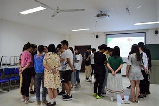 室内培训团队游戏,提升团队协作与沟通技巧(图2) 室内培训团队游戏,提升团队协作与沟通技巧(图2)