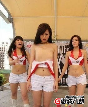 解胸衣小游戏,挑战你的反应速度与技巧(图1) 解胸衣小游戏,挑战你的反应速度与技巧(图1)
