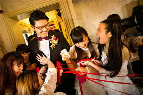 结婚开门游戏,创意结婚开门游戏全攻略(图1) 结婚开门游戏,创意结婚开门游戏全攻略(图1)